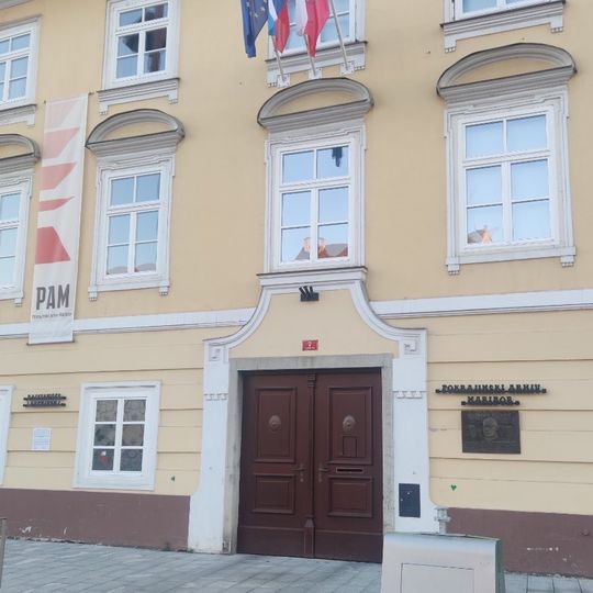 Palača Glavni trg 7