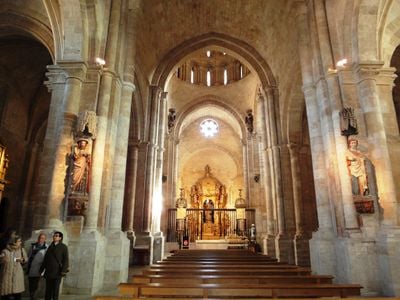 Interior 1