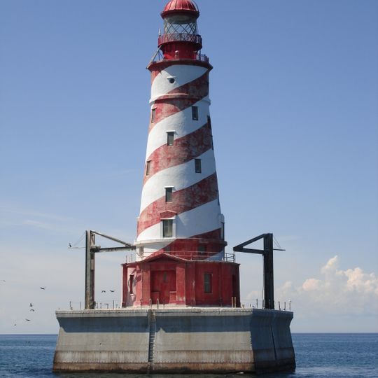 White Shoal Light