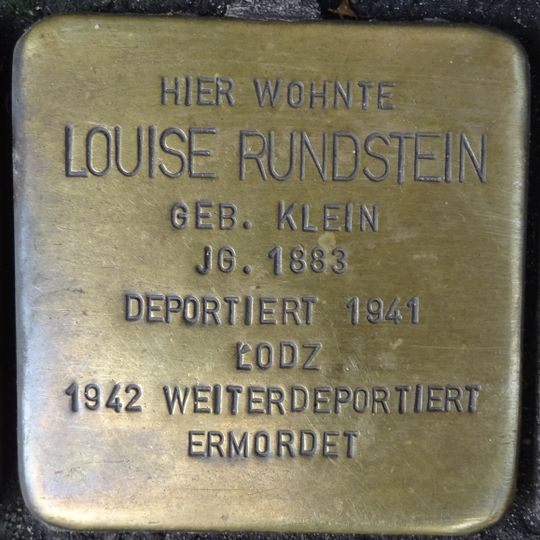 Stolperstein en memoria de Louise Rundstein
