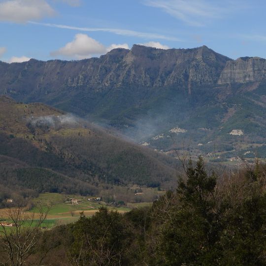 Serres de Milany-Santa Magdalena i Puigsacalm-Bellmunt
