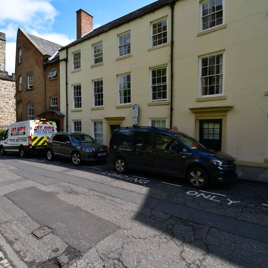 St Chad's College: 16 North Bailey