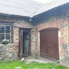 Raudondvaris manor
