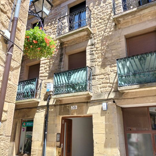 Casa Santa Engracia 59