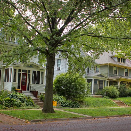 Gilbert-Linn Street Historic District