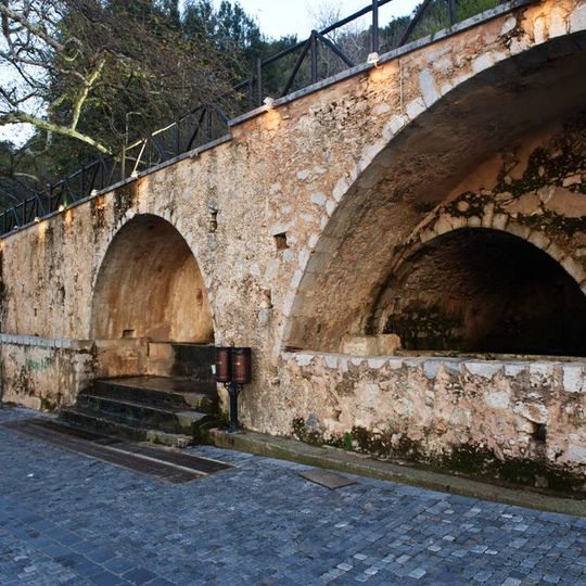 Ydragogeio "Megali Vrysi", Krasi