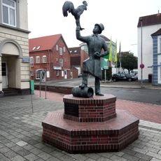 Hohnbeer Statue