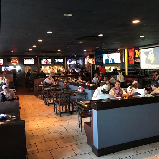 Shorebreak Pizza & Taphouse