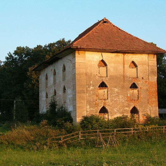 Spichrz dworski w Zmiennicy