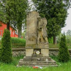 Pomník padlým v Ostrově pod hřbitovem