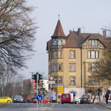 Wohn- und Geschäftshaus