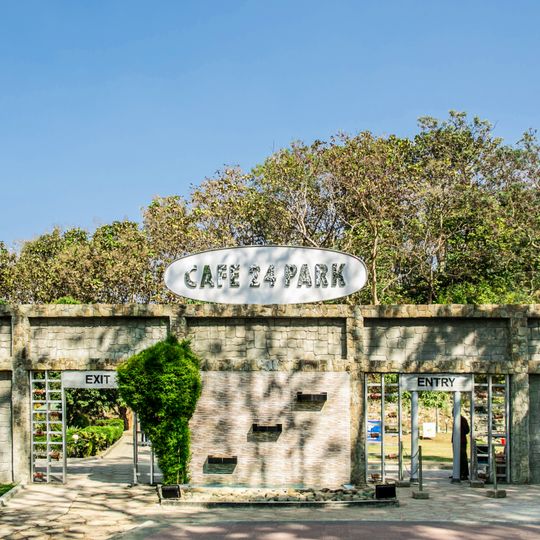 Cafe 24 Park