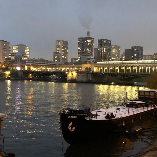 Tour Avant-Seine