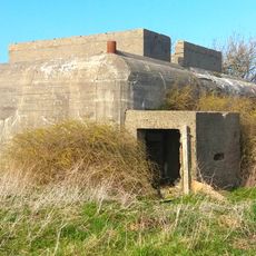 Ruins, bunker