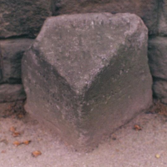 Milestone, North Parade