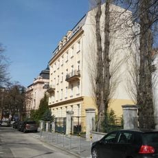 Nájomný dom so záhradou