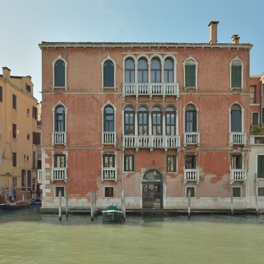 Palazzo Giustinian Persico