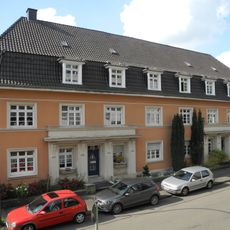 Hindenburgstraße 103