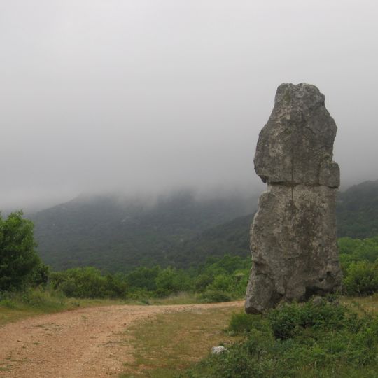 Menhir du Lacam des Lavagnes