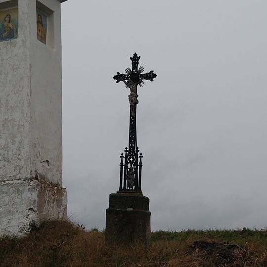 Kříž u Kozmic vedle božích muk