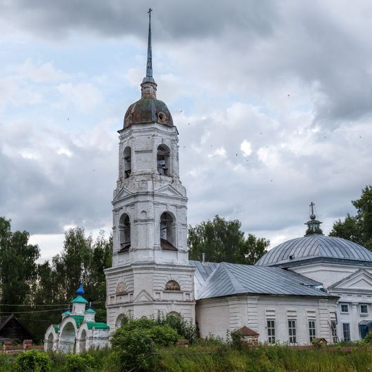 Покровская церковь )