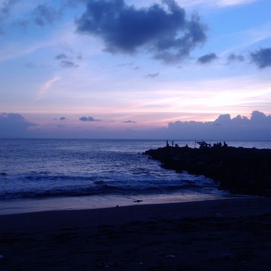 Pantai Loang Baluq