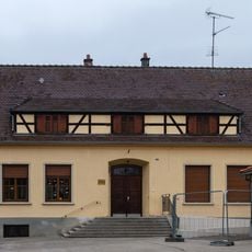 École primaire of Drachenbronn-Birlenbach