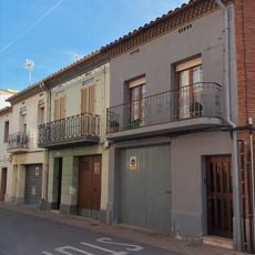 Habitatges al carrer Verge de les Neus, 19-23