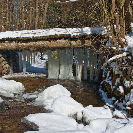 Most přes Lobezský potok u Lobezského mlýna