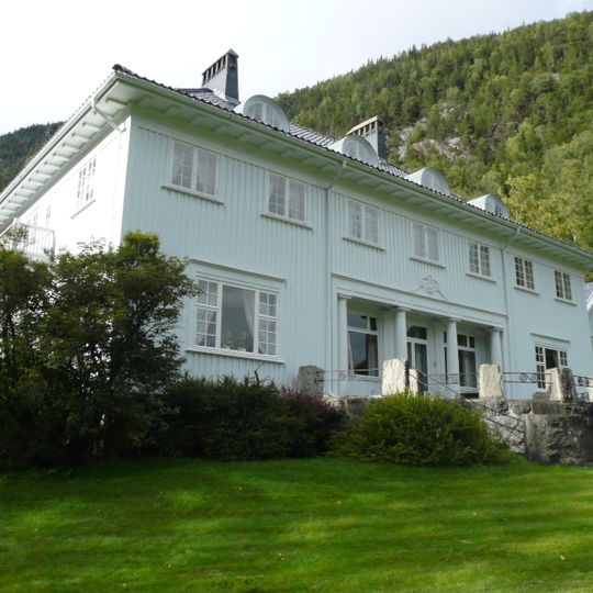 ADMINI RJUKAN MED ADMINIPARKEN