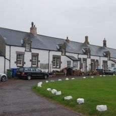 Heather And Raven Cottages