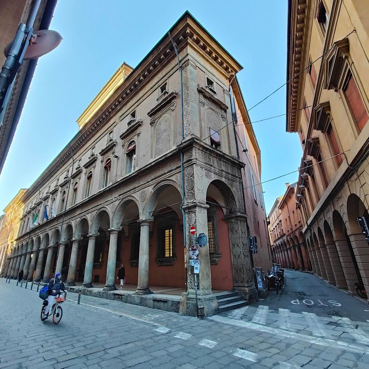 Antiche Mura II^ Cerchia dei Torresotti Bo