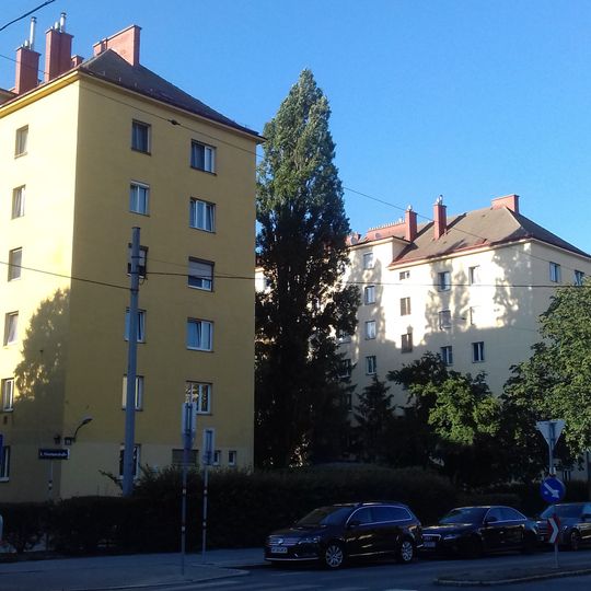 Wohnhausanlage Vivariumstraße 13-17