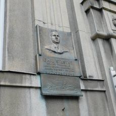 Pamětní deska Emilu Šťastnému na budově městského úřadu v Radnicích