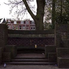 Wilhelminapark: herdenkingsbank