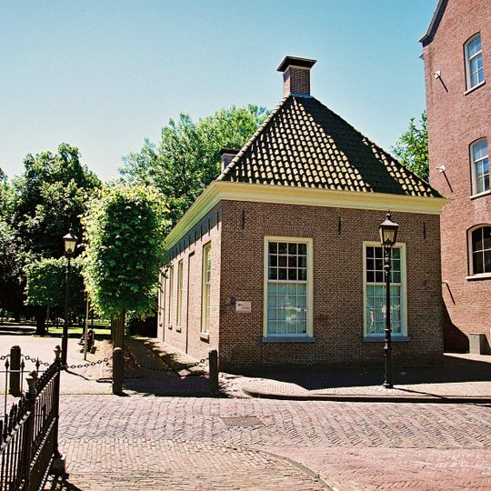 Drostenhuis, rechter bouwhuis