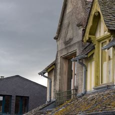 Maison adossée aux remparts