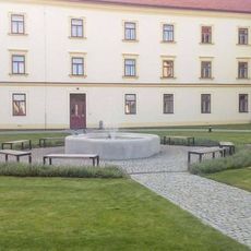 Kašna v Pacově u městskéh úřadu