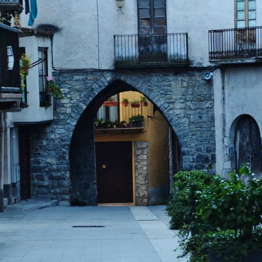 Portal de les muralles d'Organyà