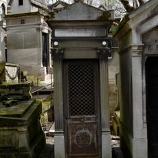 Grave of Voisin-Ribouillard
