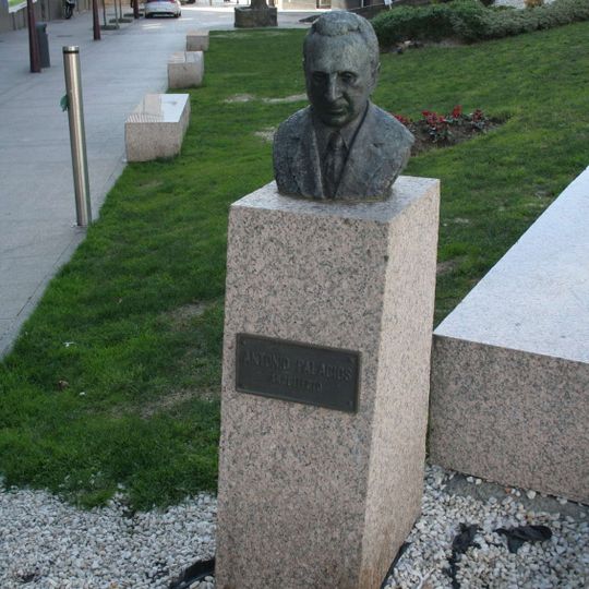 Monument to Antonio Palacios
