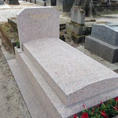 Grave of Plante