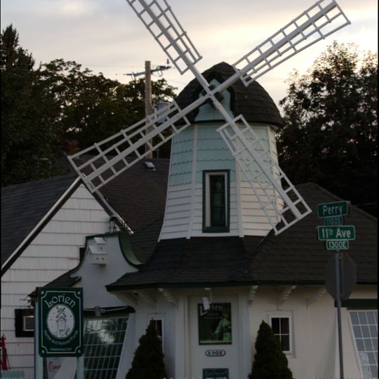 Cambern Dutch Shop Windmill