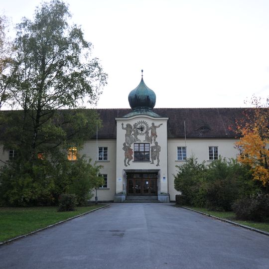 Volksschule 8, 9 Vogelweide