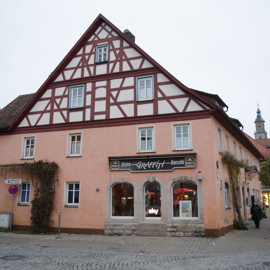 Doppelwohnhaus, ehemaliges Stadthaus der Deutschherren/Virnsberg