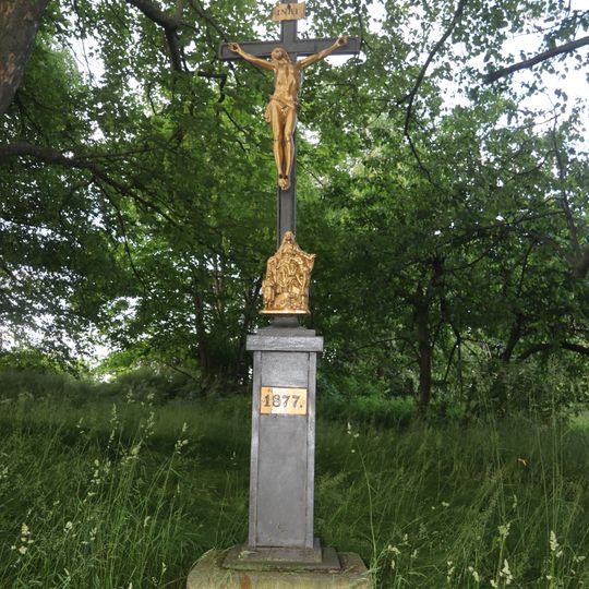 Kříž v remízku jižně od Babic