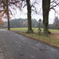 Kříž mezi Ctiboří a Počátkami u cesty na Jakubín