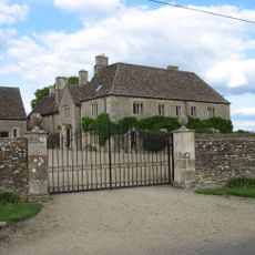 Pinkney Court And The Flat