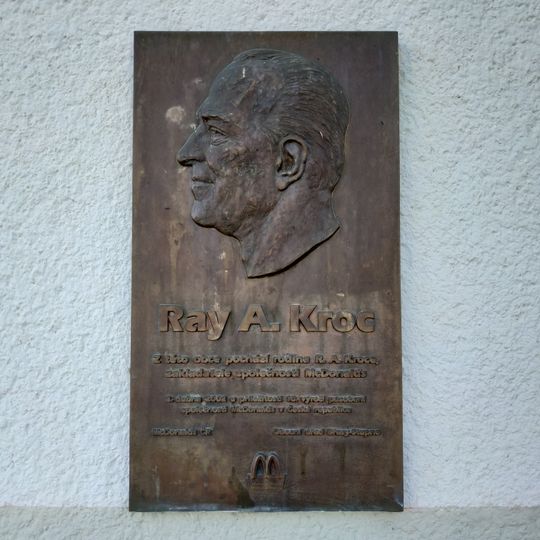 Pamětní deska R. A. Kroce ve Stupně