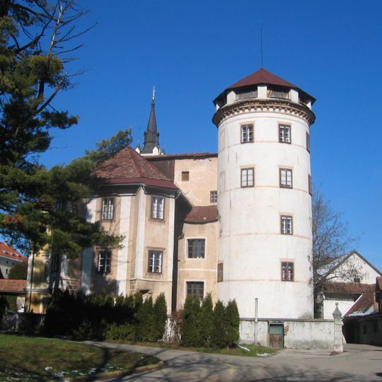 Stara Loka Castle